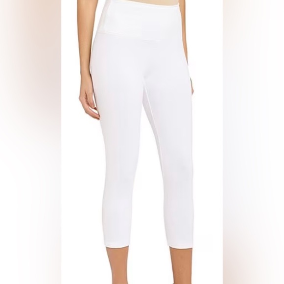 NWT - Baccini Petite Capri (Size: 6P